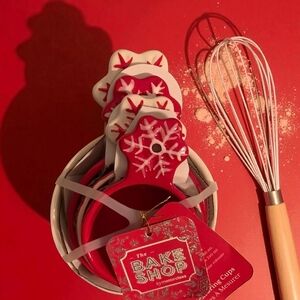 NEW The Bakeshop Measuring Cups